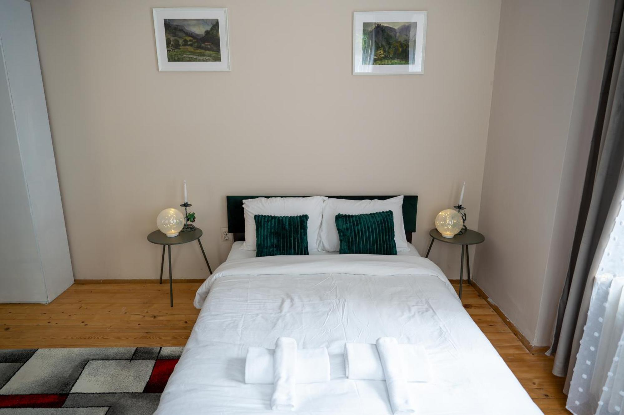 Beautiful Two-Bedroom Apartment In City Center Sófia Exterior foto